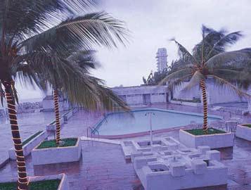 Searock Hotel Mumbai Exterior photo